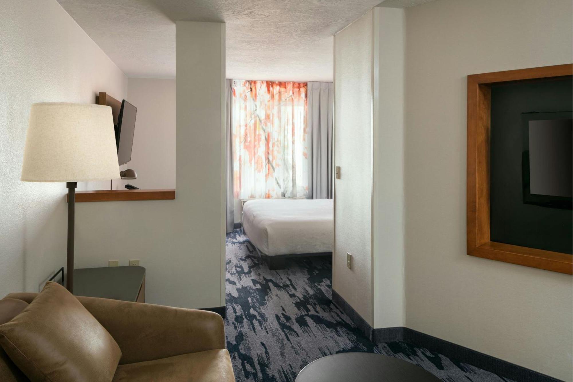 Fairfield Inn & Suites By Marriott Anchorage Midtown Exterior photo